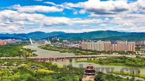 国产麻豆免费福利AV-国产麻豆，探寻在线娱乐的多元文化体验